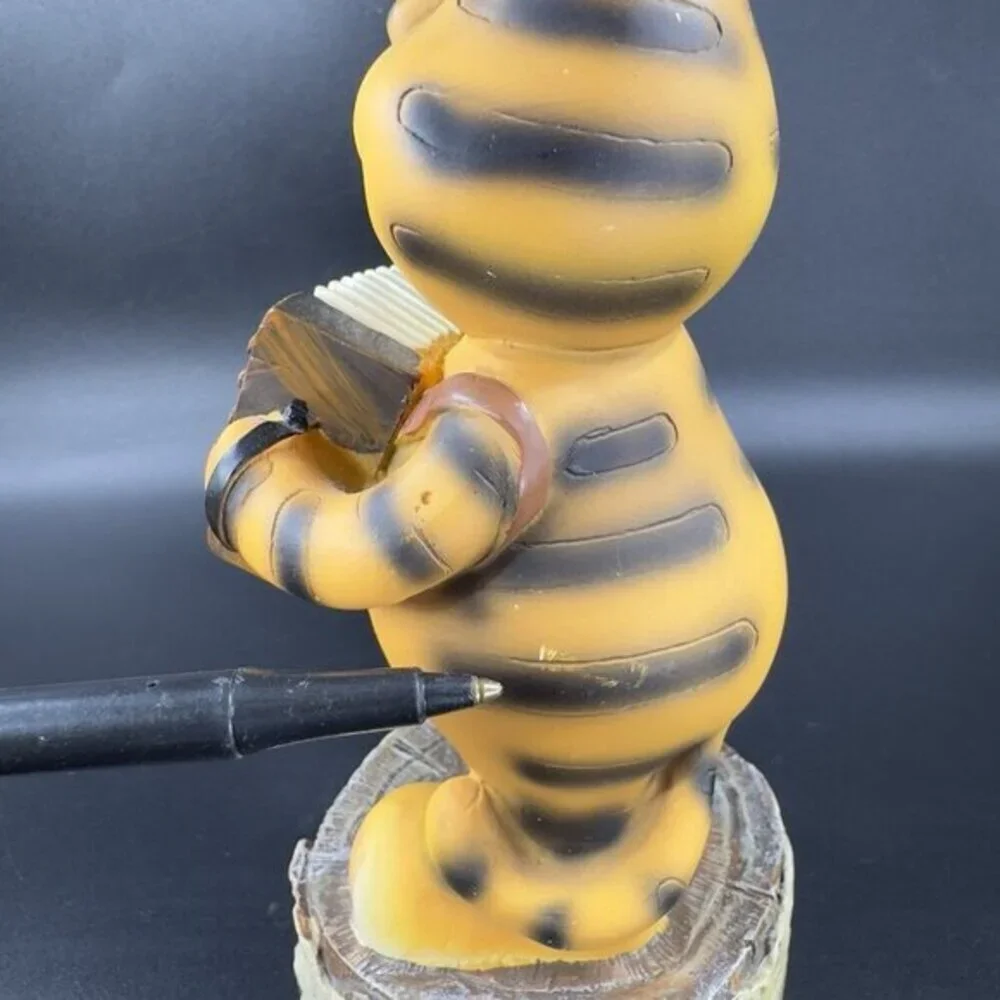 Vintage Resin Tiger Musician Playing the Accordion Harmonica Decorative Figurine